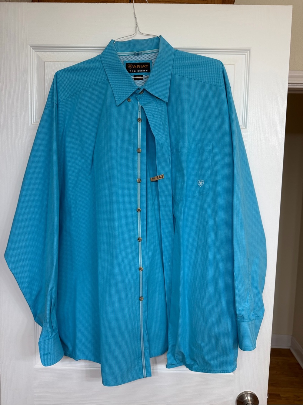 Ariat Men’s Long Sleeve Dress Shirt in Teal